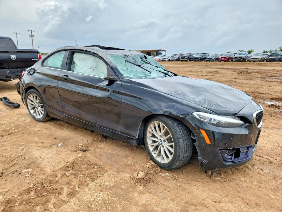 Photo 4 from auction – 2016 BMW 228 with VIN WBA1F9C55GV742189