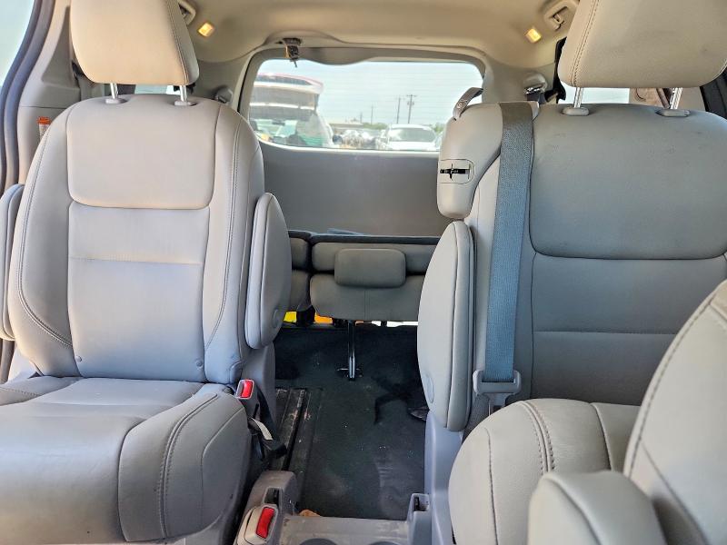 Photo 10 from auction – 2020 TOYOTA SIENNA with VIN 5TDYZ3DC3LS028388