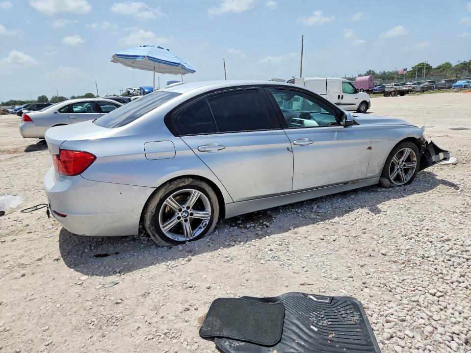Photo 3 from auction – 2014 BMW 320 with VIN WBA3B1G55ENN90461