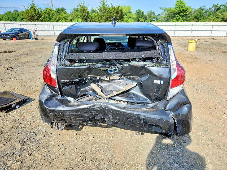 Photo 6 from auction – 2016 TOYOTA PRIUS C with VIN JTDKDTB36G1123540