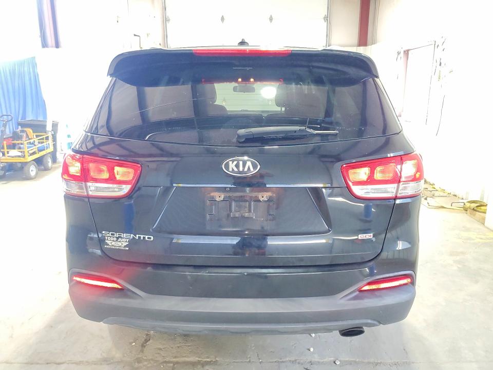 Photo 6 from auction – 2016 KIA SORENTO with VIN 5XYPGDA35GG168036
