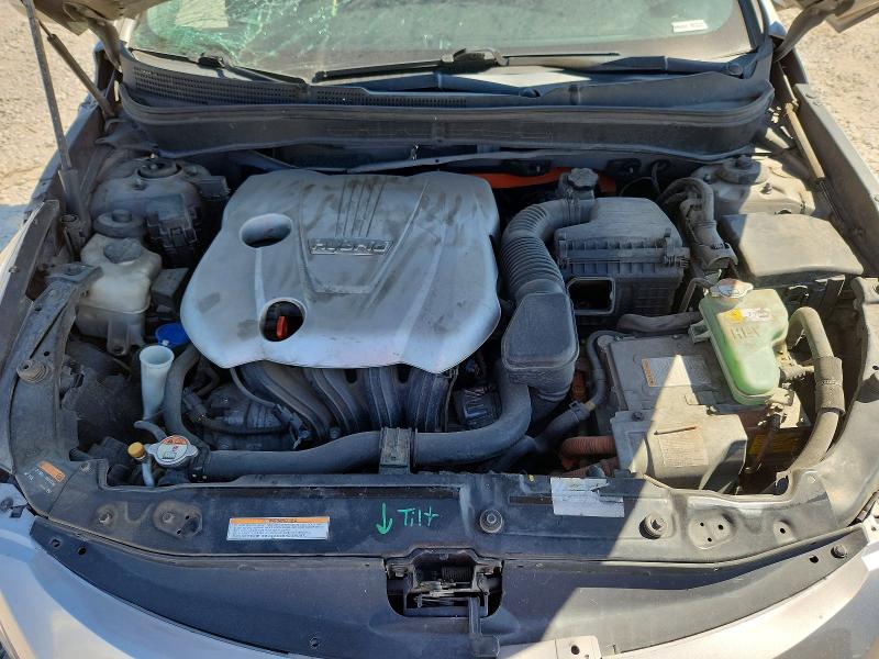Photo 11 from auction – 2013 HYUNDAI SONATA with VIN KMHEC4A46DA101061