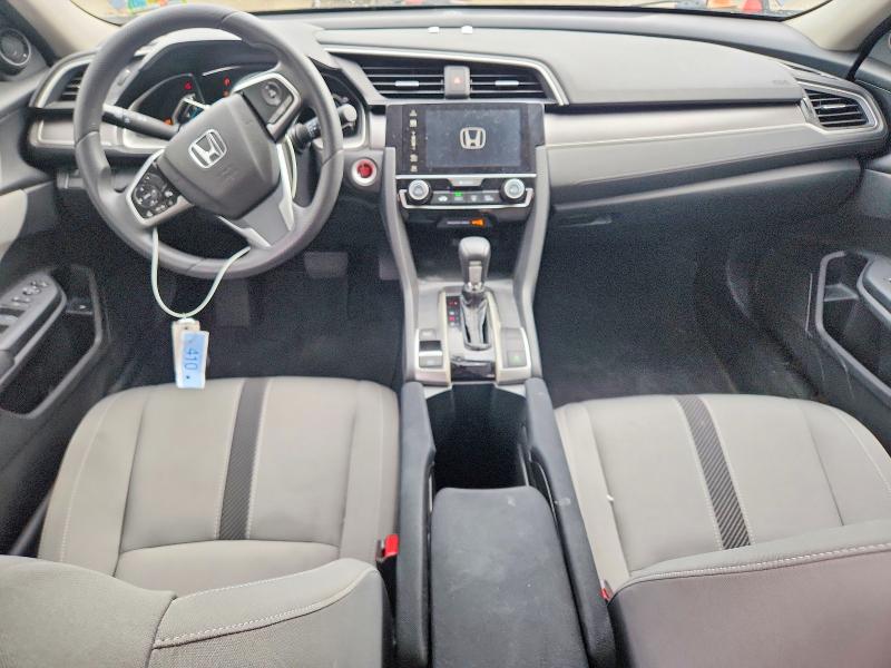 Photo 8 from auction – 2018 HONDA CIVIC with VIN 19XFC2F76JE200004