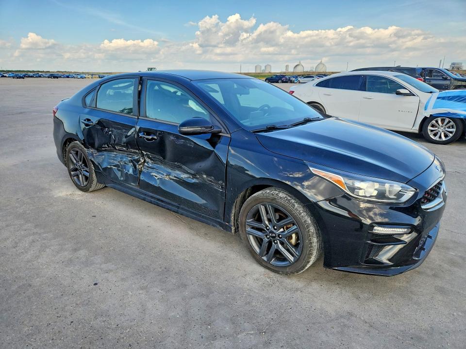 Photo 4 from auction – 2021 KIA FORTE with VIN 3KPF34AD2ME419801