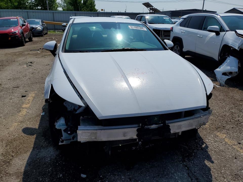 Photo 5 from auction – 2021 HYUNDAI SONATA with VIN 5NPEG4JA8MH085162