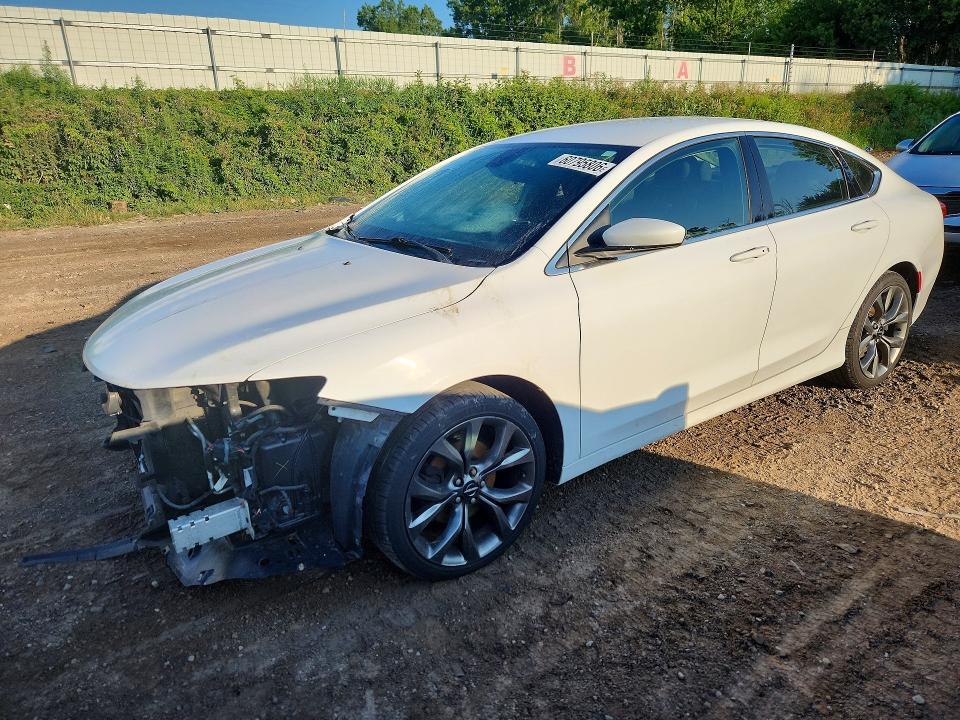 CHRYSLER 200 2015 with VIN 1C3CCCFB9FN622238 - Photo from auction