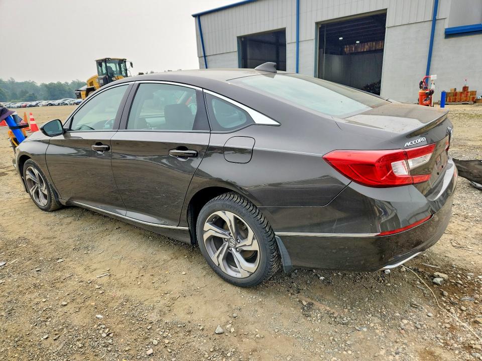 Photo 2 from auction – 2018 HONDA ACCORD with VIN 1HGCV1F65JA041558