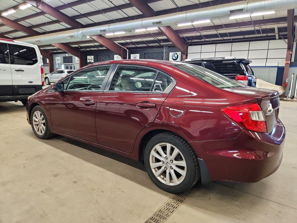 Photo 2 from auction – 2012 HONDA CIVIC with VIN 2HGFB2F87CH515396