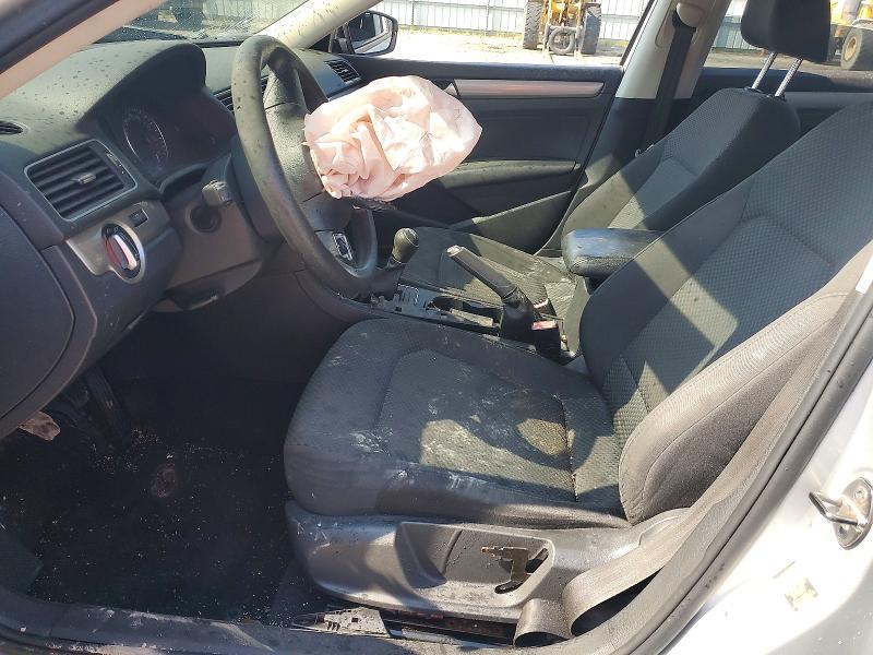 Photo 7 from auction – 2013 VOLKSWAGEN PASSAT with VIN 1VWAP7A33DC031892
