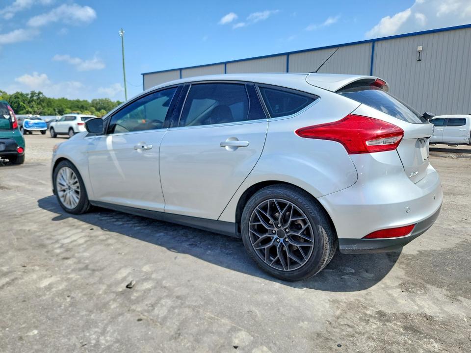 Photo 2 from auction – 2018 FORD FOCUS with VIN 1FADP3N22JL285007