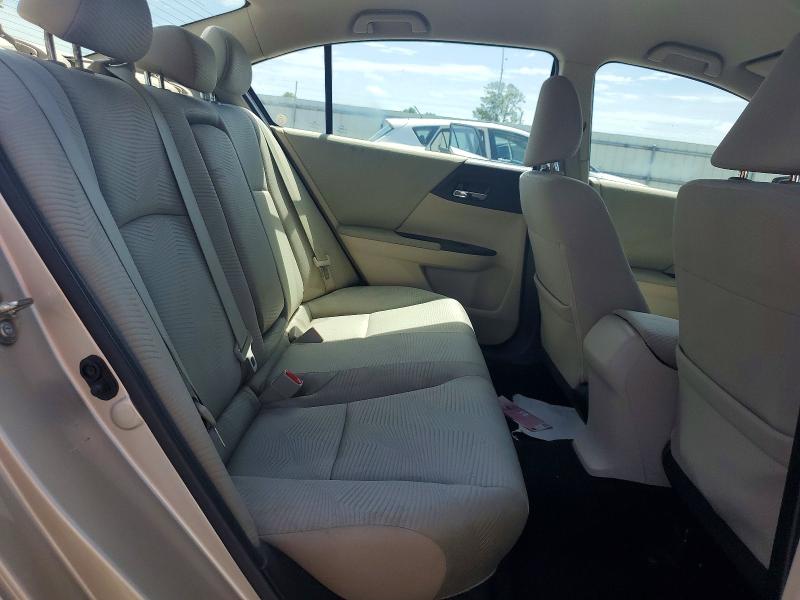 Photo 10 from auction – 2016 HONDA ACCORD with VIN 1HGCR2F38GA218872