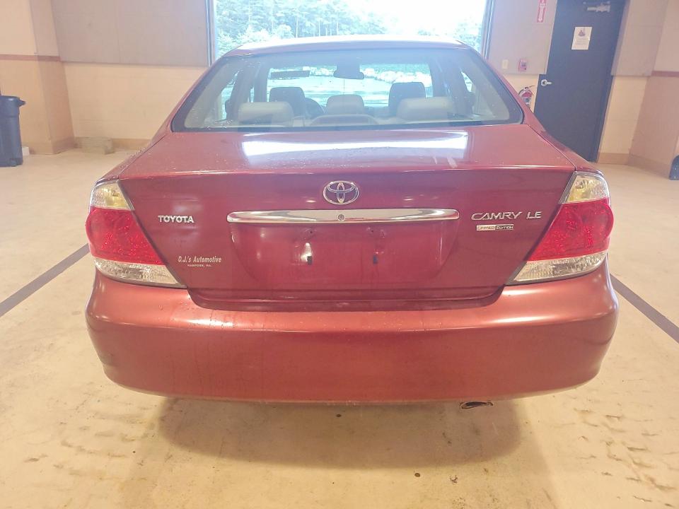 Photo 6 from auction – 2006 TOYOTA CAMRY with VIN 4T1BE32K76U114620