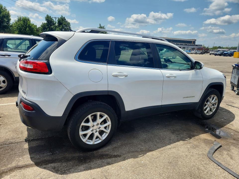 Photo 3 from auction – 2015 JEEP CHEROKEE with VIN 1C4PJMCS7FW708946