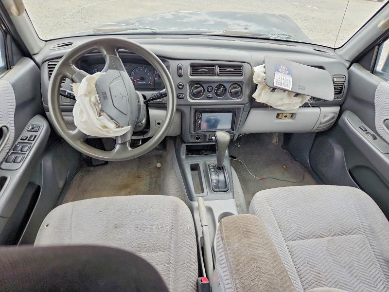 Photo 8 from auction – 2001 MITSUBISHI MONTERO with VIN JA4LS21H81P014142