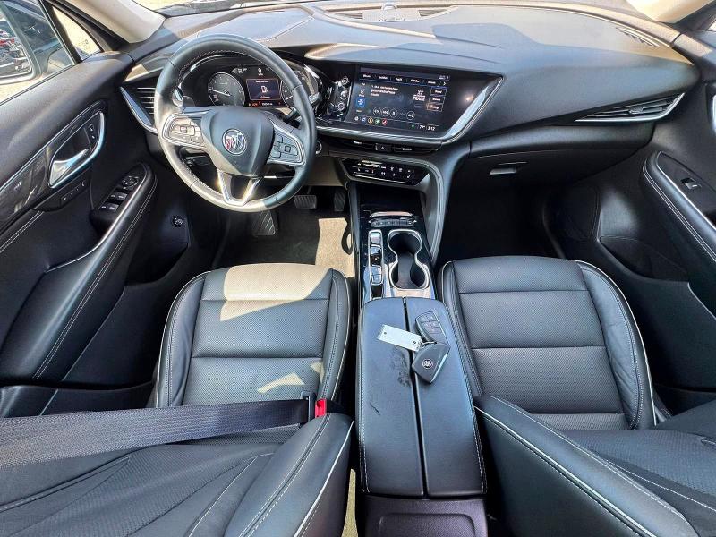 Photo 9 from auction – 2021 BUICK ENVISION with VIN LRBFZPR49MD062069