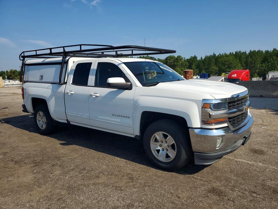 Photo 4 from auction – 2018 CHEVROLET SILVERADO with VIN 2GCRCREC2J1109409