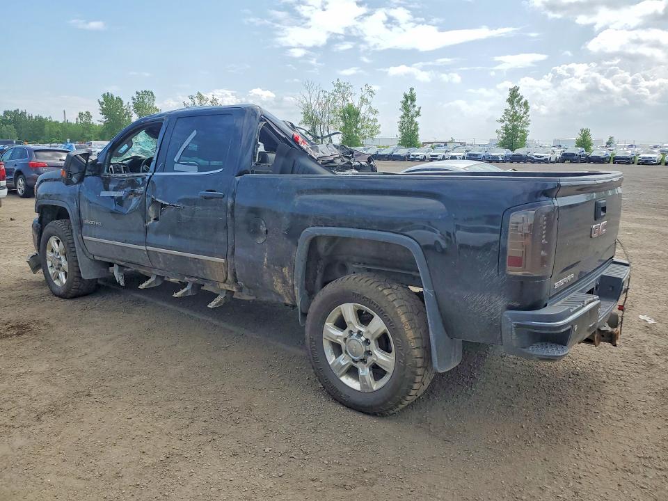 Фото 2 с аукциона – 2017 GMC SIERRA с VIN 1GT12TEY2HF122172