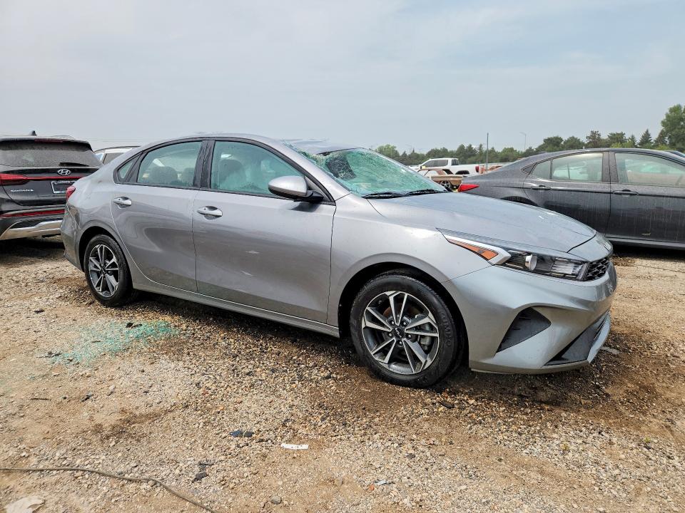 Photo 4 from auction – 2023 KIA FORTE with VIN 3KPF24AD4PE668298