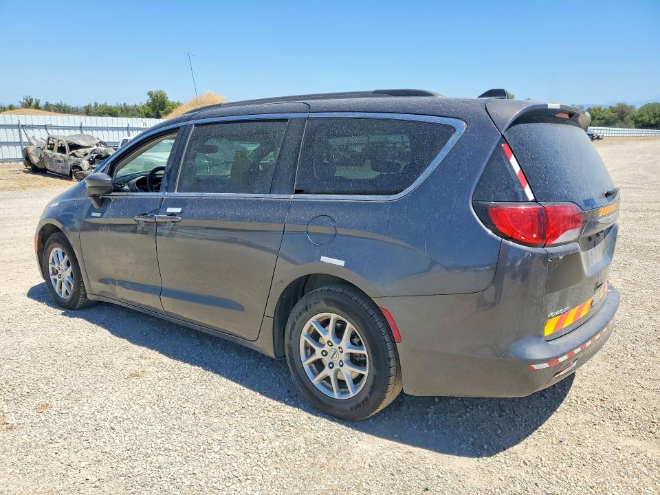 Photo 2 from auction – 2021 CHRYSLER VOYAGER with VIN 2C4RC1DG8MR541448