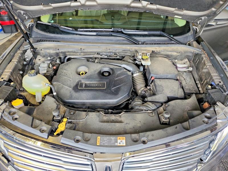 Photo 12 from auction – 2017 LINCOLN MKC with VIN 5LMCJ2C97HUL46771