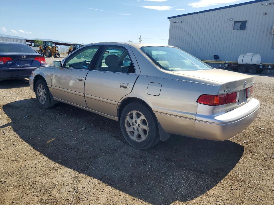 Photo 2 from auction – 2000 TOYOTA CAMRY with VIN JT2BF28K7Y0254575