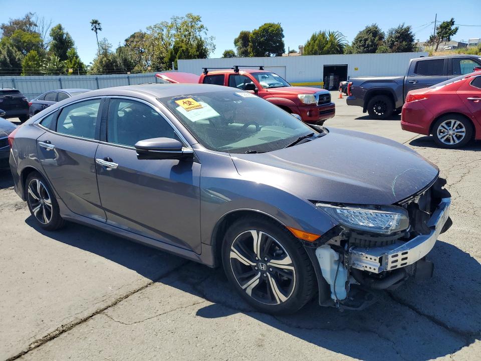 صورة رقم 4 من المزاد - 2016 HONDA CIVIC مع VIN 19XFC1F93GE222031