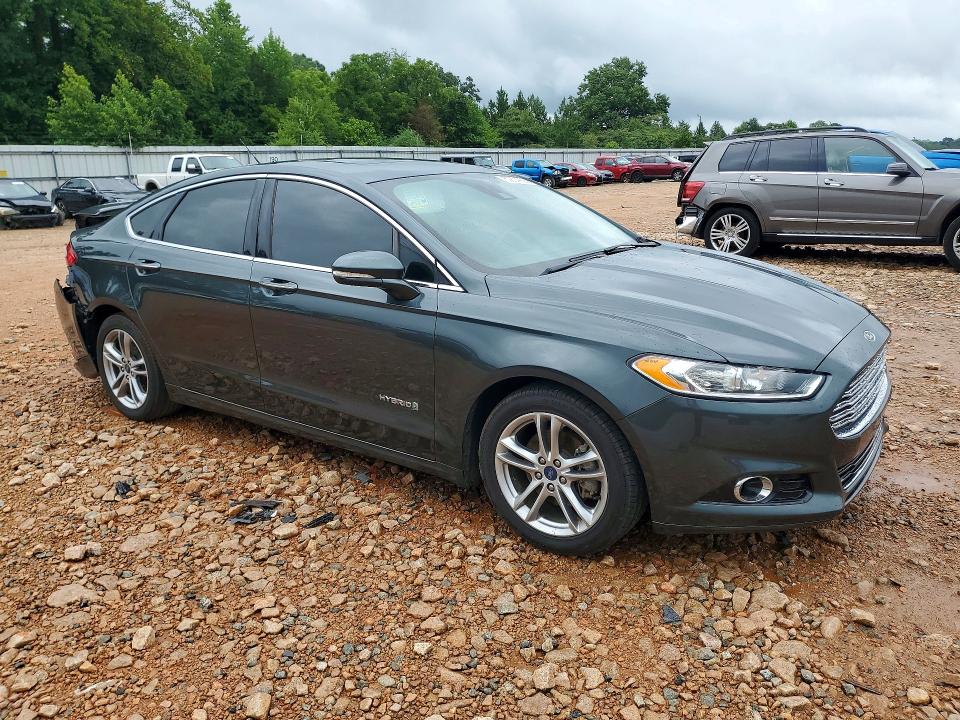 Photo 4 from auction – 2016 FORD FUSION with VIN 3FA6P0RU1GR190354