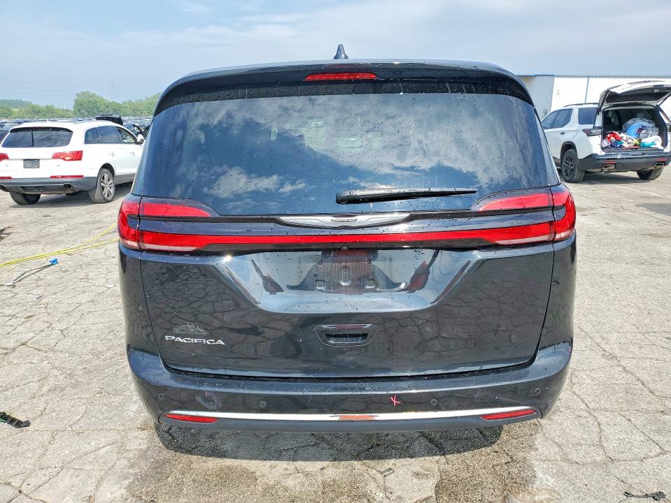 Photo 6 from auction – 2023 CHRYSLER PACIFICA with VIN 2C4RC1BG2PR549620