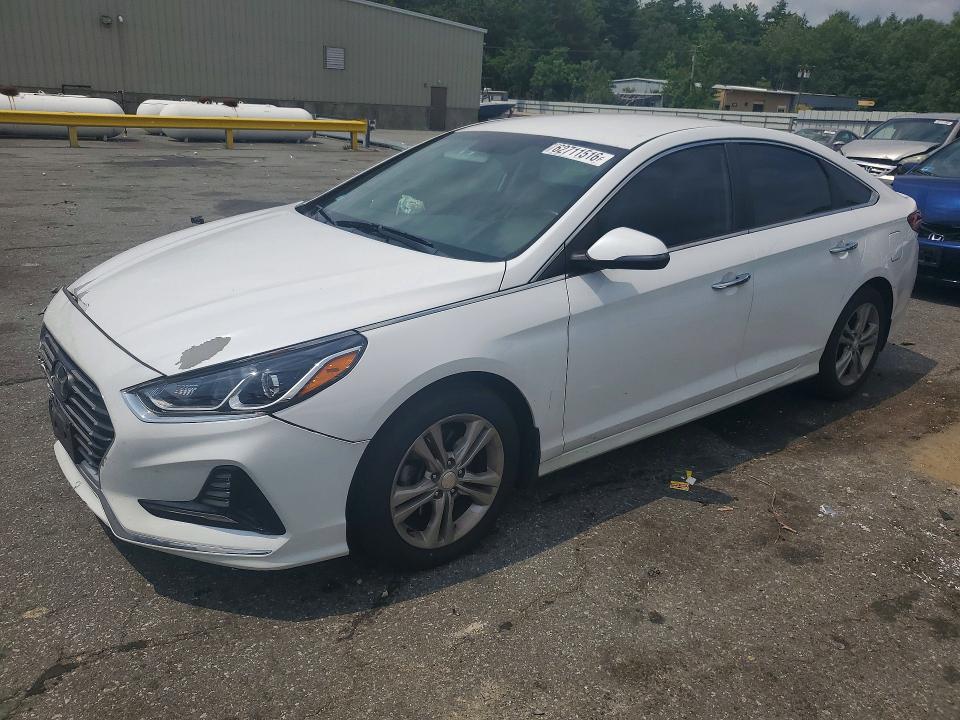 HYUNDAI SONATA 2018 with VIN 5NPE34AF7JH646194 - Photo from auction