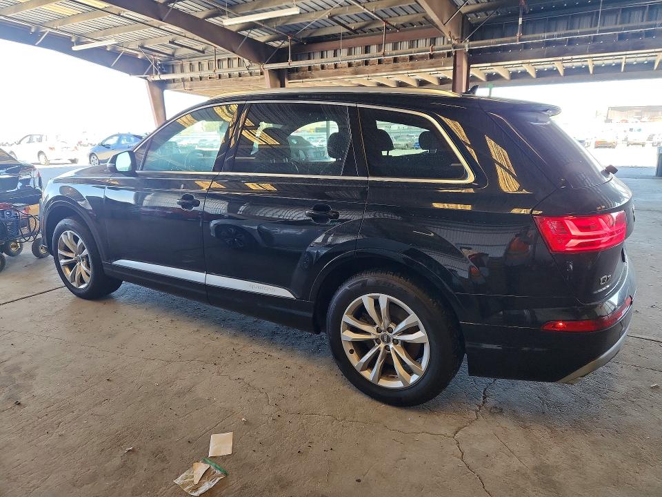 Foto 2 de la subasta – 2019 AUDI Q7 con VIN WA1LAAF74KD034078