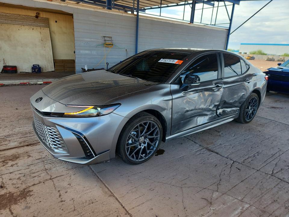 Photo 1 from auction – 2025 TOYOTA CAMRY with VIN 4T1DAACK9SU575092