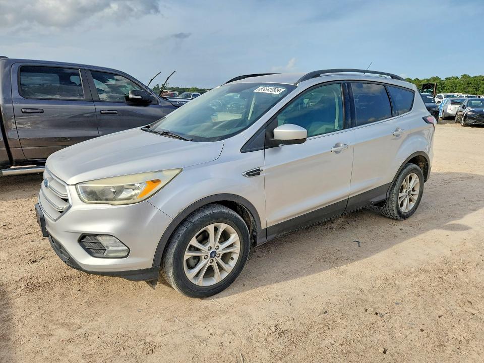 FORD ESCAPE 2018 with VIN 1FMCU0GD2JUB29289 - Photo from auction