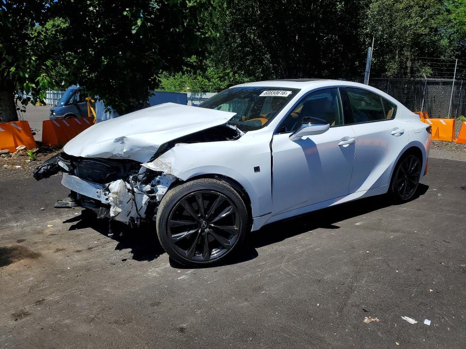 2025 LEXUS IS 300 - Търг №60850616