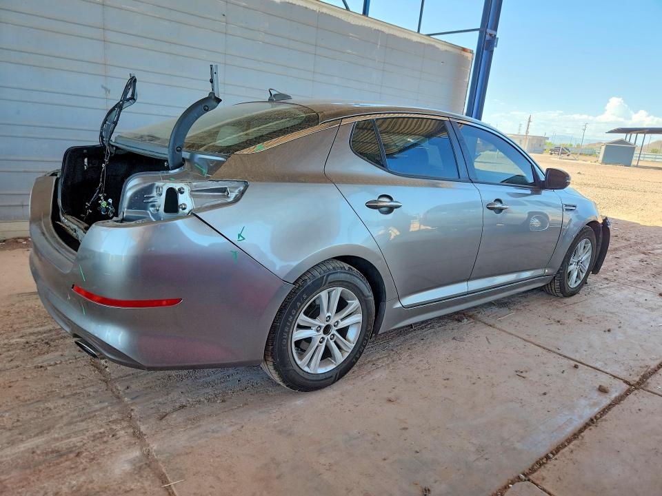 Photo 3 from auction – 2014 KIA OPTIMA with VIN 5XXGM4A73EG348984