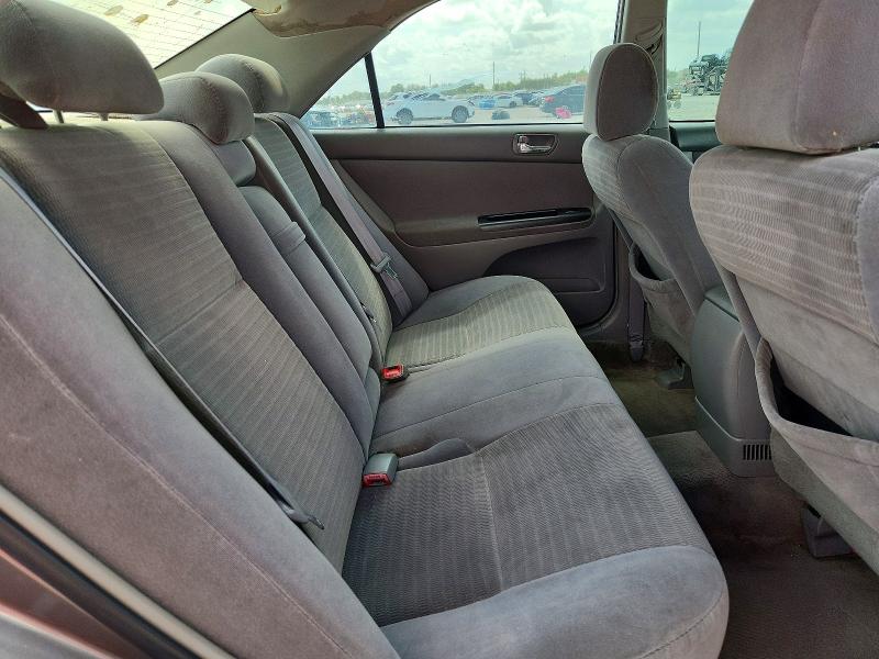 Photo 10 from auction – 2006 TOYOTA CAMRY with VIN 4T1BE32K36U716737