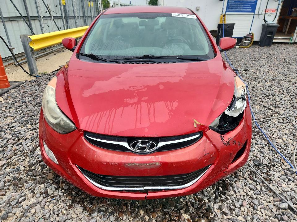 Photo 5 from auction – 2013 HYUNDAI ELANTRA with VIN KMHDH4AE7DU986682