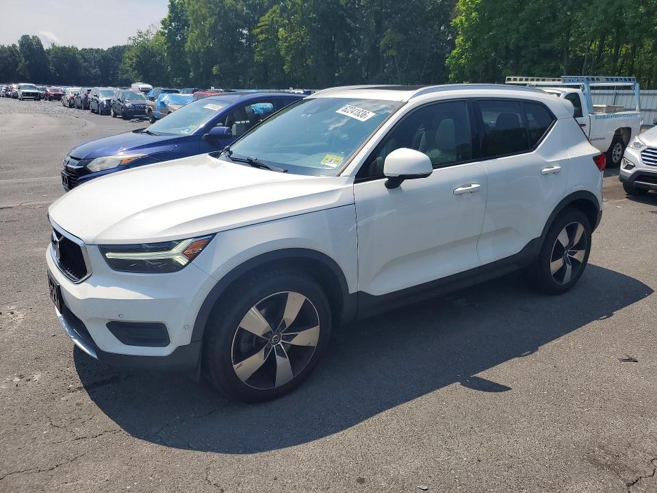 Photo 1 from auction – 2019 VOLVO XC40 with VIN YV4162XZ9K2013143