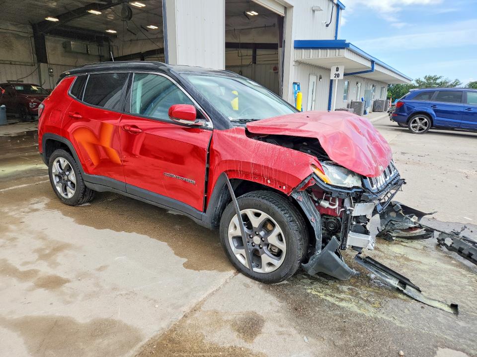 Photo 4 from auction – 2019 JEEP COMPASS with VIN 3C4NJDCB2KT800876