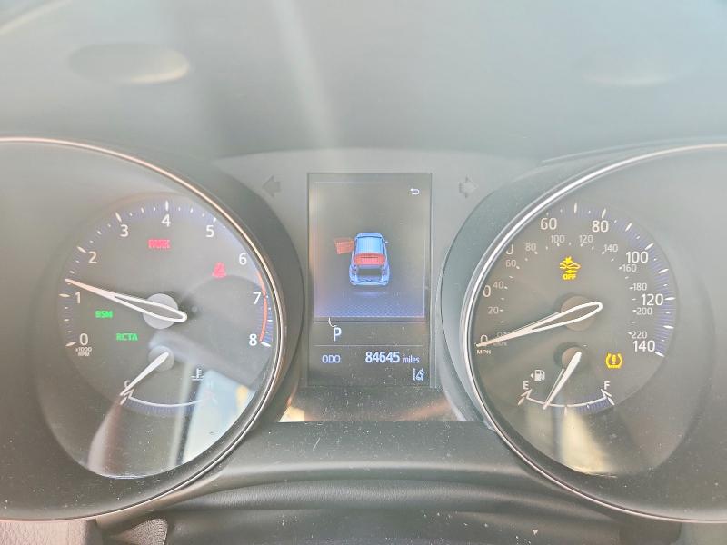 Photo 9 from auction – 2019 TOYOTA C-HR with VIN NMTKHMBX7KR069561