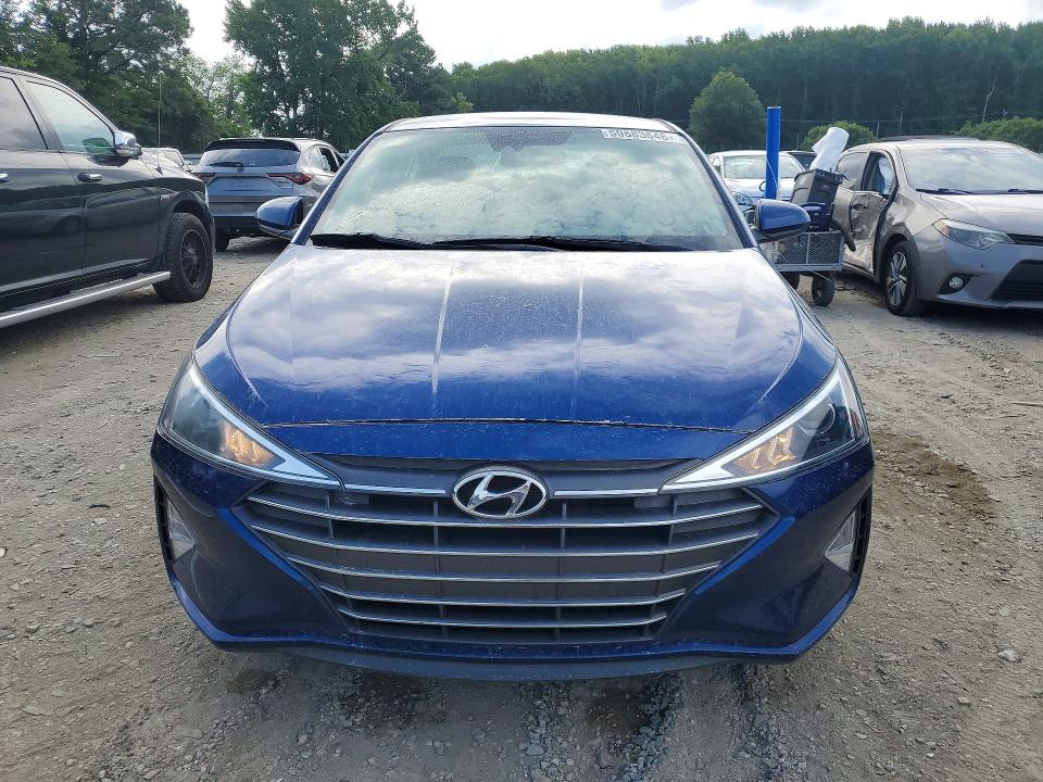 Photo 5 from auction – 2019 HYUNDAI ELANTRA with VIN 5NPD84LF0KH415598