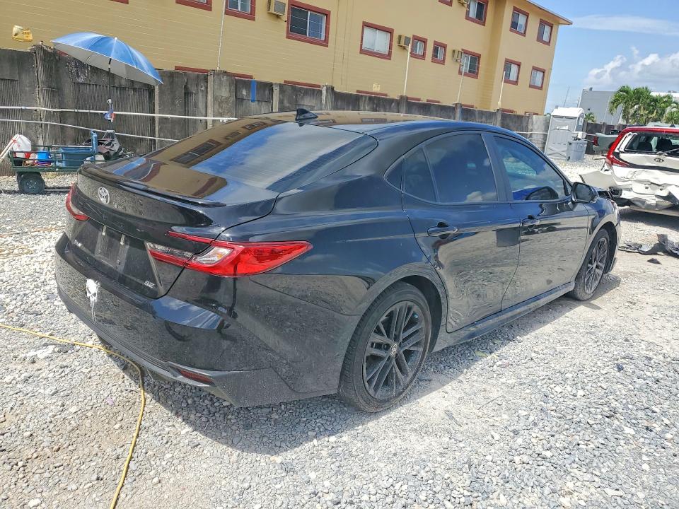 Photo 3 from auction – 2025 TOYOTA CAMRY with VIN 4T1DAACK2SU568257