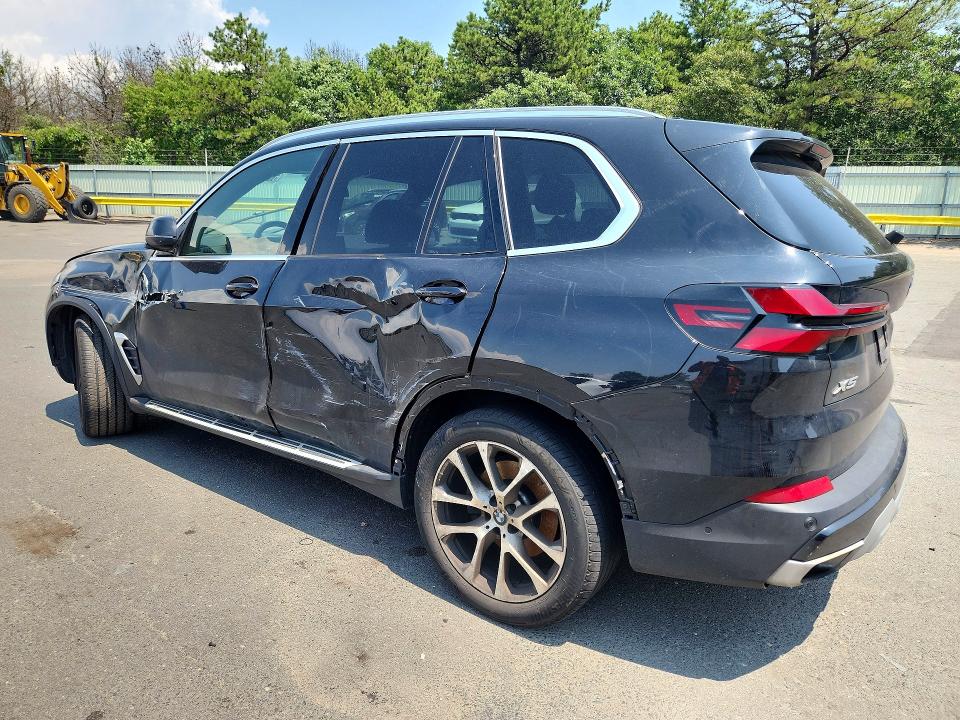 Photo 2 from auction – 2025 BMW X5 with VIN 5UX23EU09S9Z24361