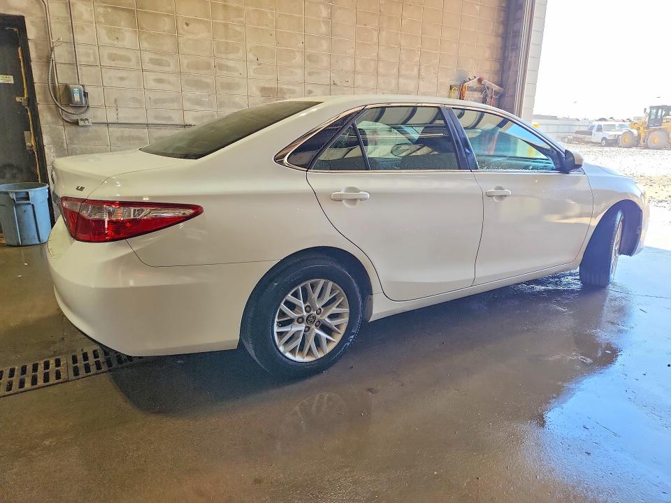 Photo 3 from auction – 2016 TOYOTA CAMRY with VIN 4T1BF1FK8GU159904