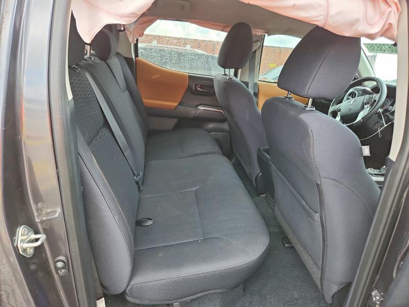 Photo 10 from auction – 2018 TOYOTA TACOMA with VIN 3TMBZ5DN4JM013768
