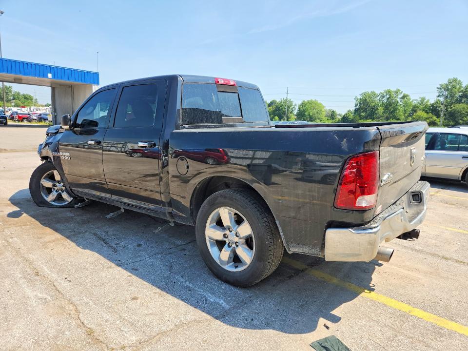 Снимка 2 от търг – 2017 RAM 1500 с VIN 3C6RR7LT3HG688344