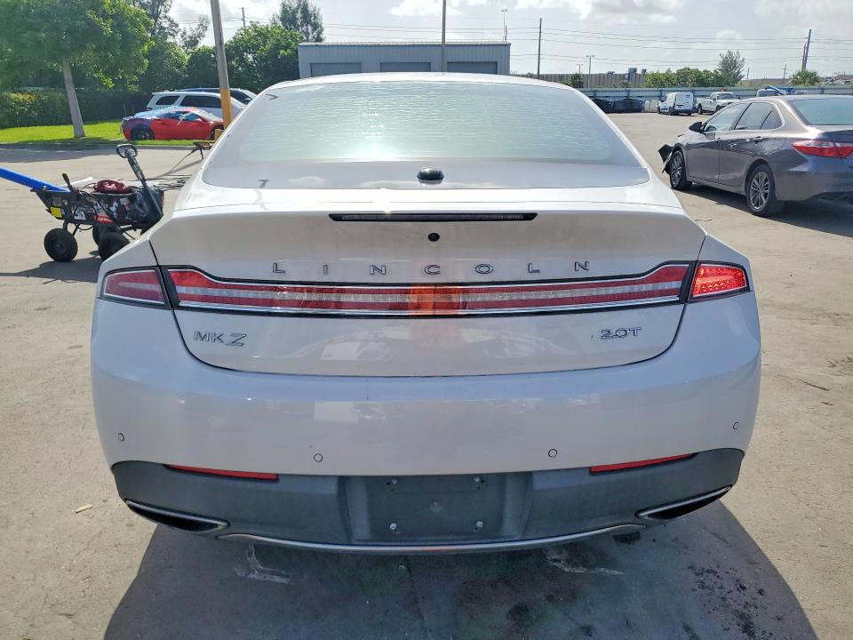 Zdjęcie 6 z aukcji – 2017 LINCOLN MKZ z VIN 3LN6L5A99HR646527