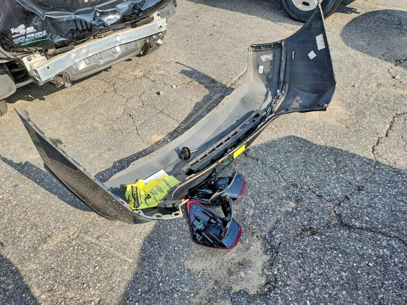 Photo 13 from auction – 2018 CHEVROLET EQUINOX with VIN 2GNAXHEV8J6218089
