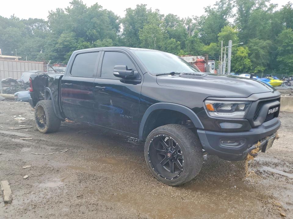Zdjęcie 4 z aukcji – 2019 RAM 1500 z VIN 1C6SRFLT5KN648759