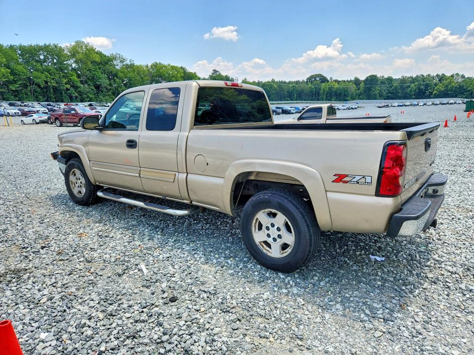 Photo 2 from auction – 2004 CHEVROLET SILVERADO with VIN 1GCEK19T74E166835