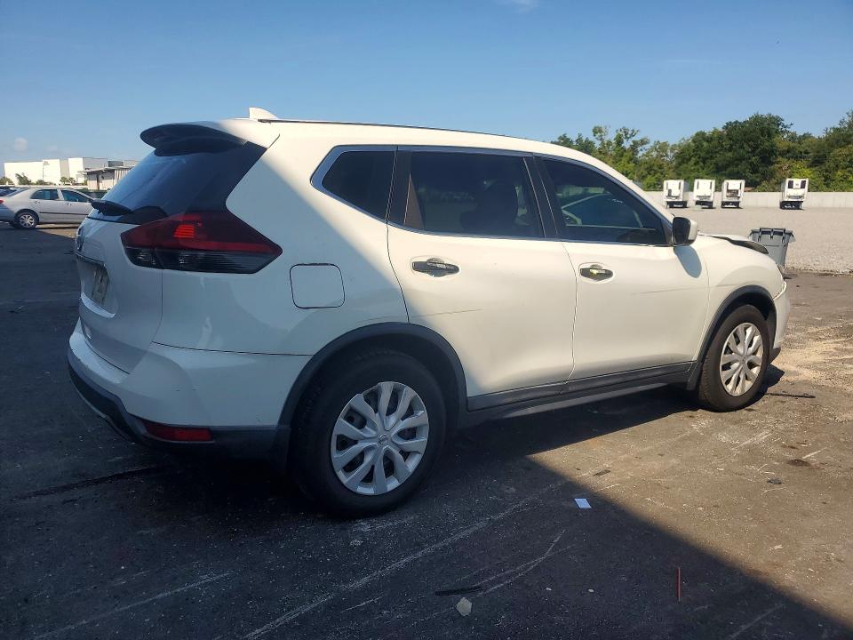 Photo 3 from auction – 2018 NISSAN ROGUE with VIN 5N1AT2MT2JC710458